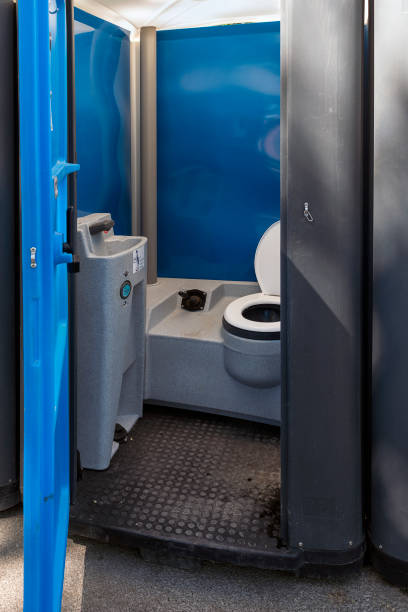 Best Porta potty rental near me  in Lavonia, GA